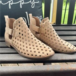 Musse&Cloud Booties Size 9